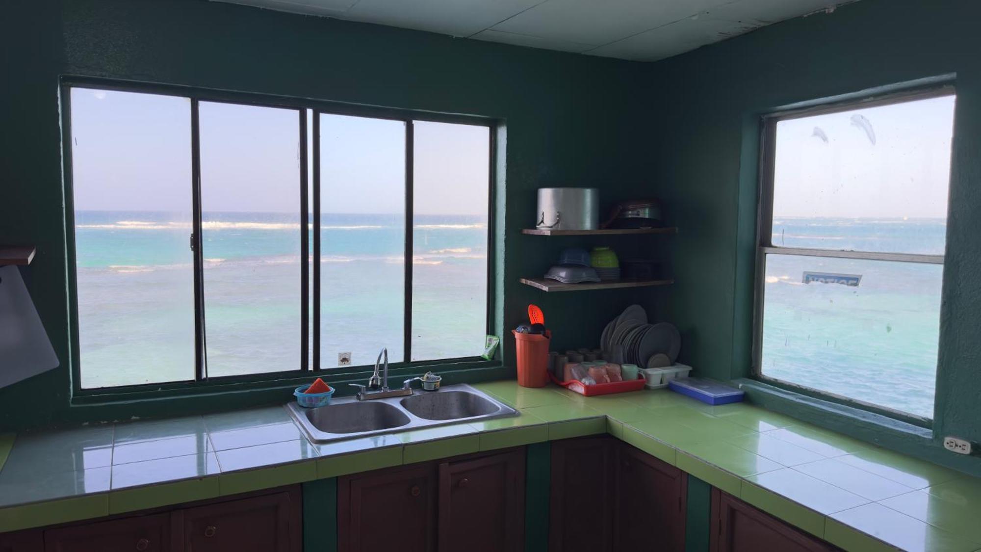 The Wave Hostel Corn Island Brig Bay ภายนอก รูปภาพ